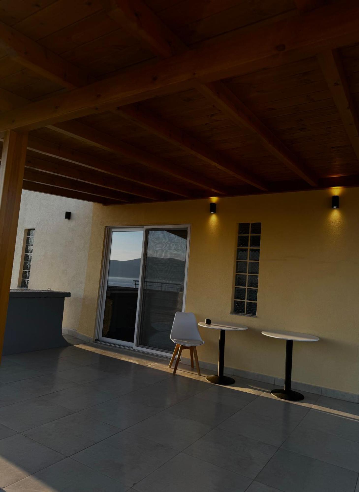Top-floor Apartment: Amazing & Sea View * Vlorë