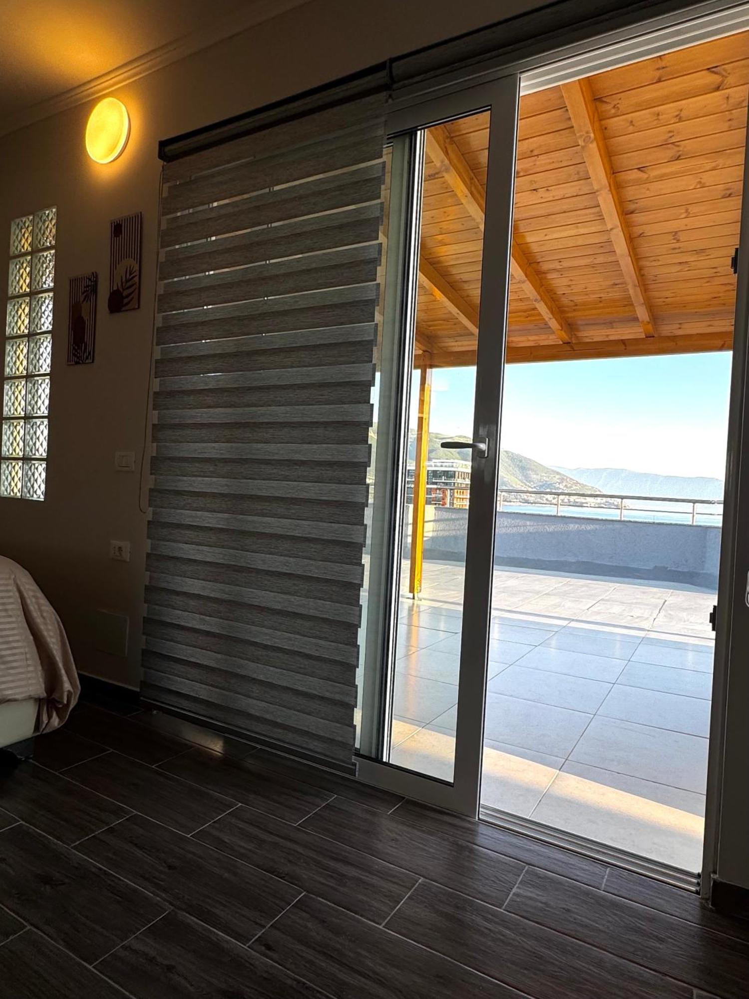 Top-floor Apartment: Amazing & Sea View Apartamento *