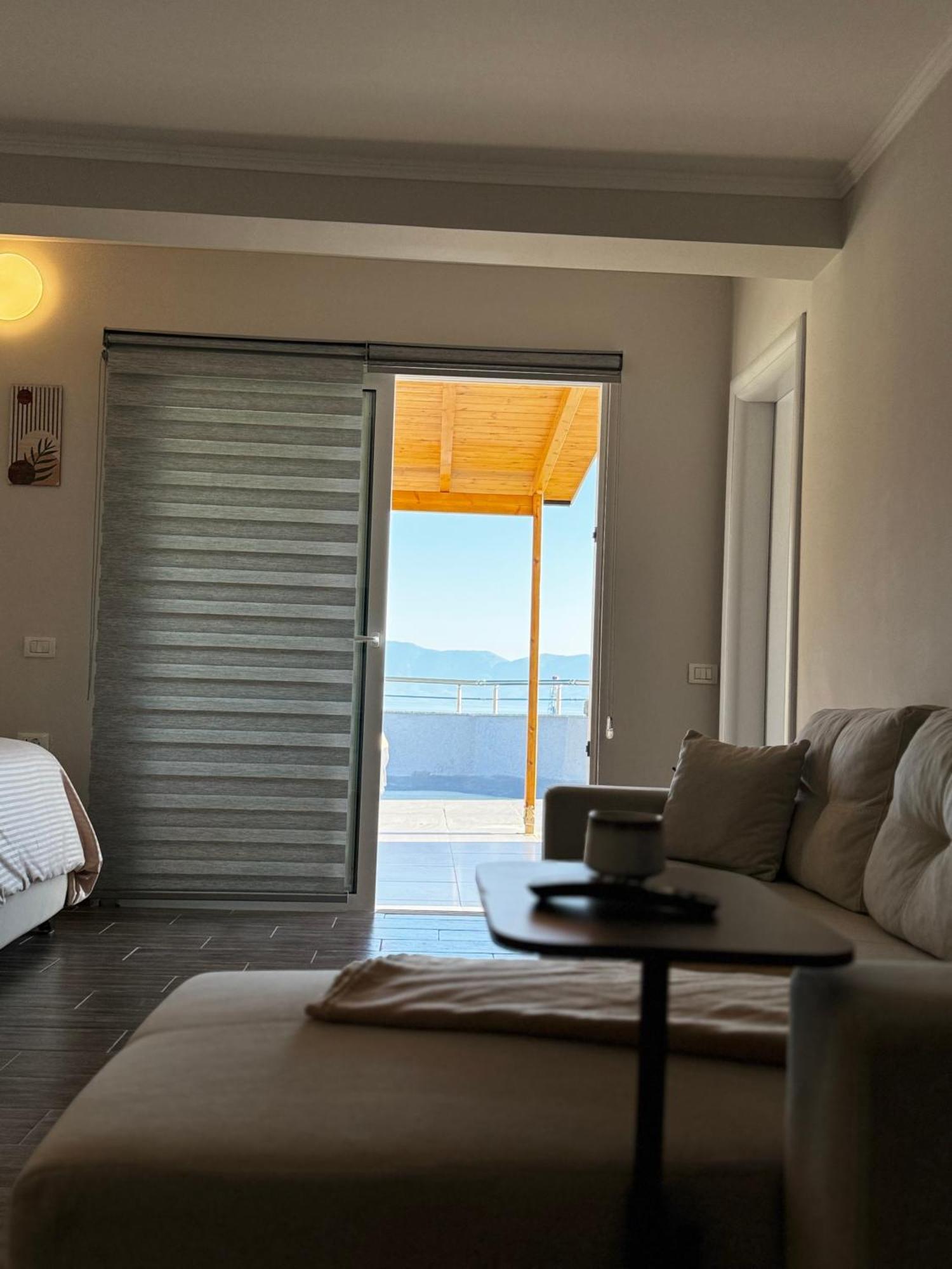 Top-floor Apartment: Amazing & Sea View *