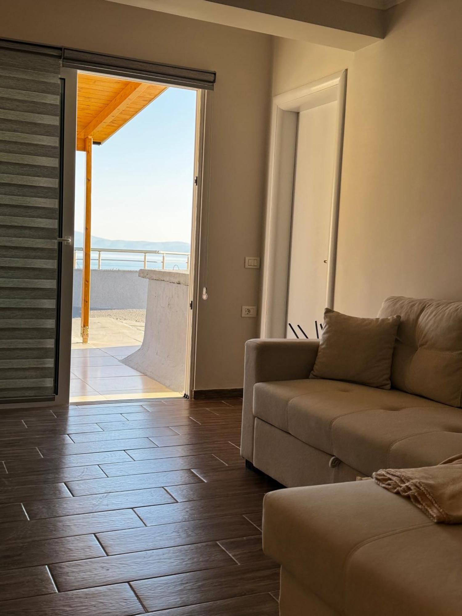 Top-floor Apartment: Amazing & Sea View *